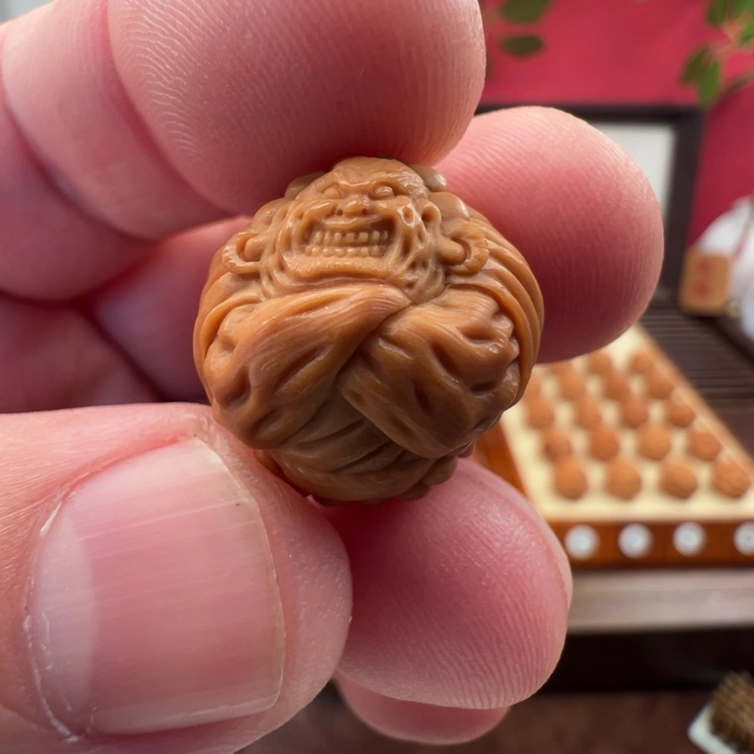 到***肉吊坠核桃1.86肌肉武僧