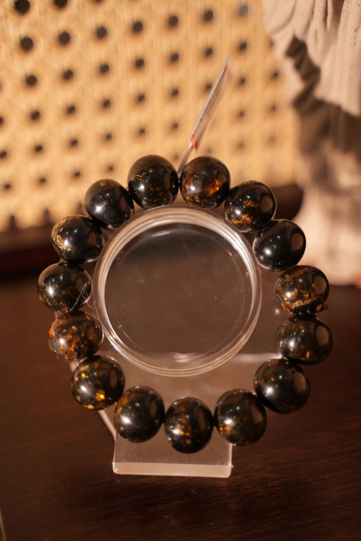 纯天然抚顺琥珀（乌兰花珀手串）