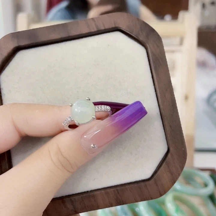 翡翠未镶嵌颈饰天然翡翠Ａ货