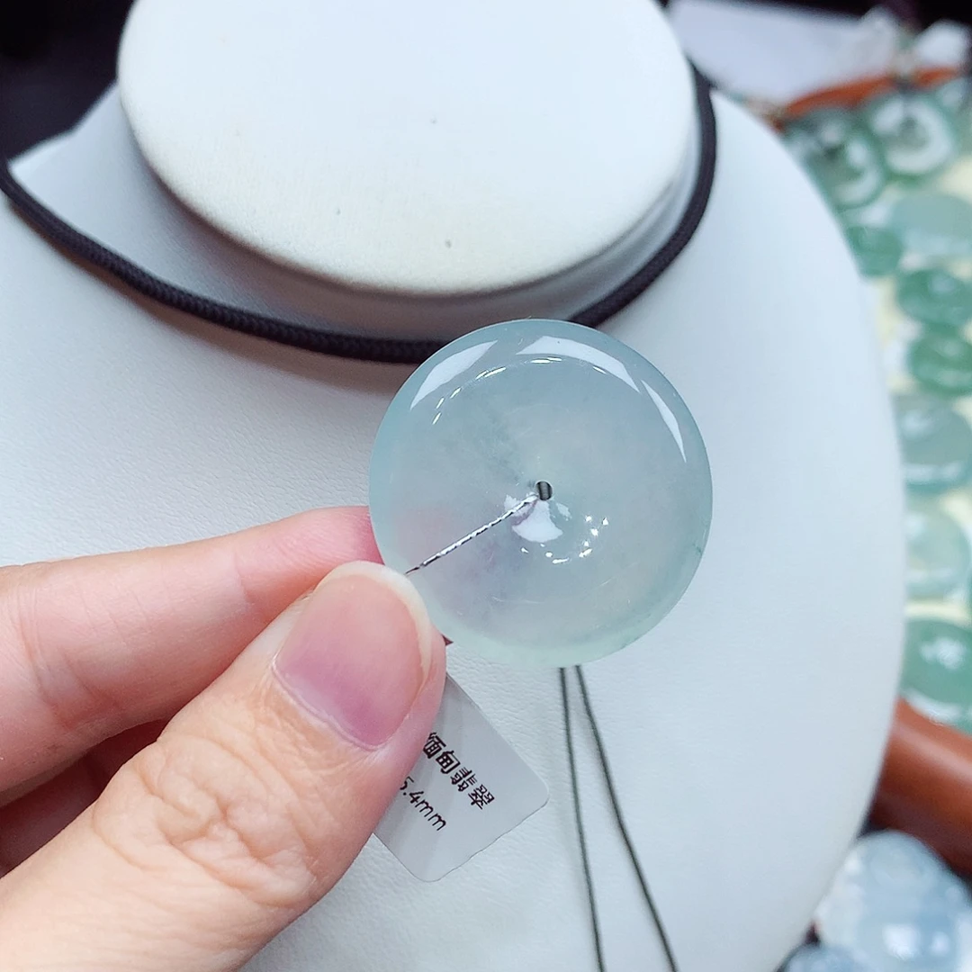 颈饰足银镶嵌翡翠编号57，29.2/5.4