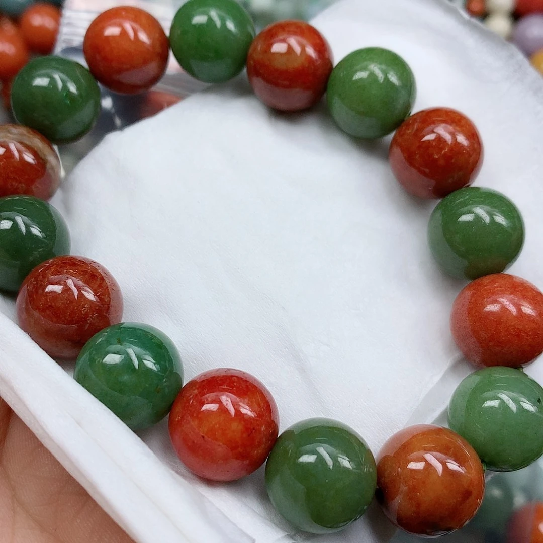 翡翠颈饰未镶嵌手串