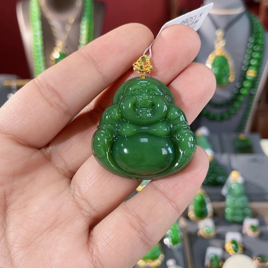 和田玉18K金镶嵌颈饰