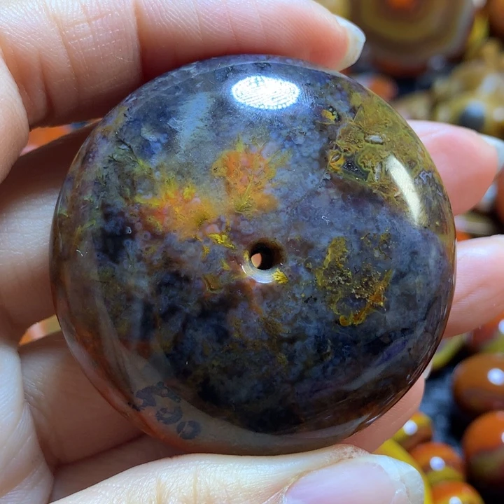 玛瑙/玉髓战国红吊坠未镶嵌