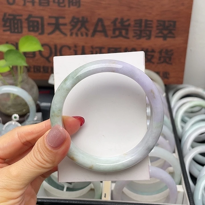 翡翠手镯未镶嵌60正圈