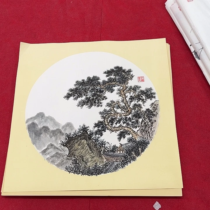 国画花鸟等图案为一体而