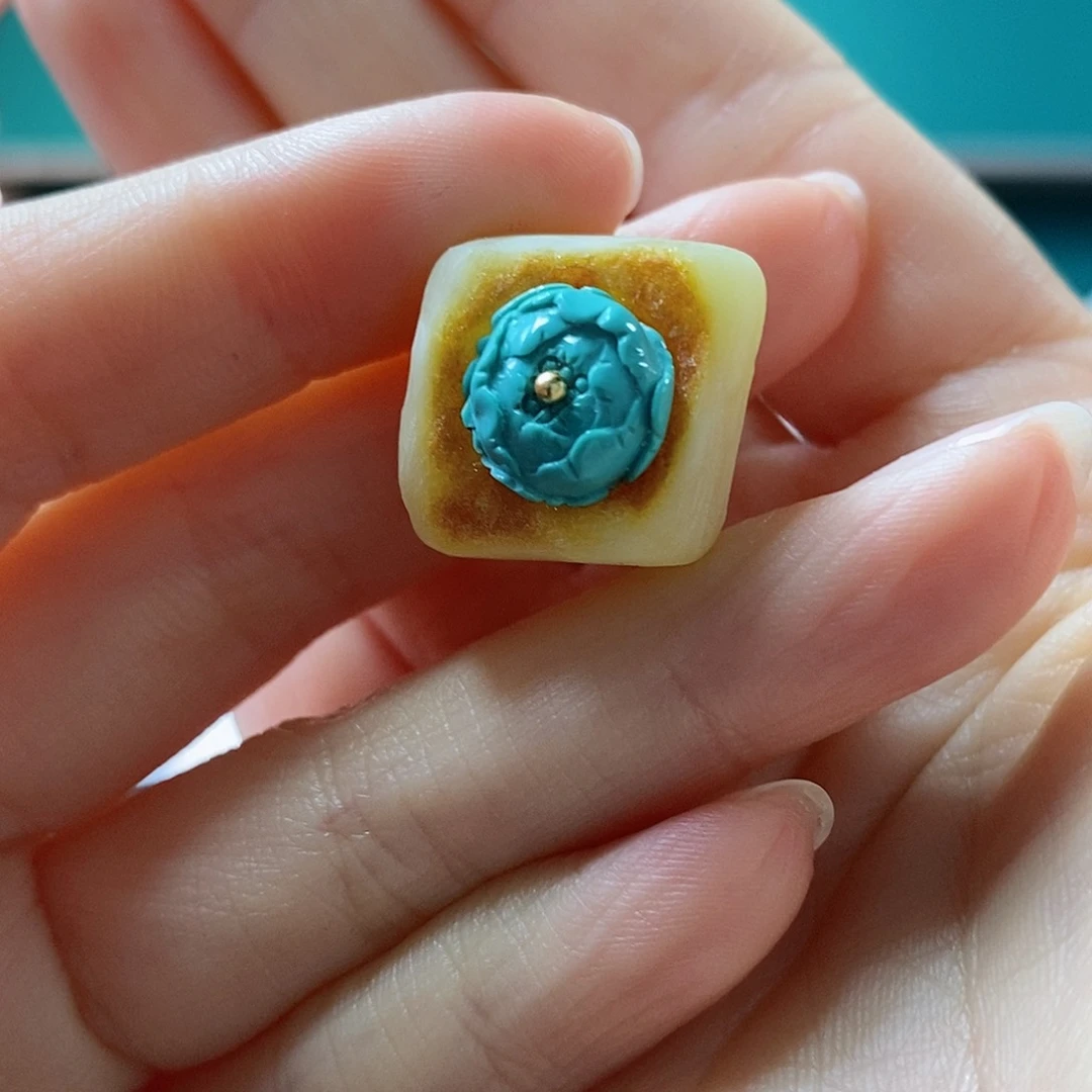 未镶嵌蜜蜡珠宝奇石