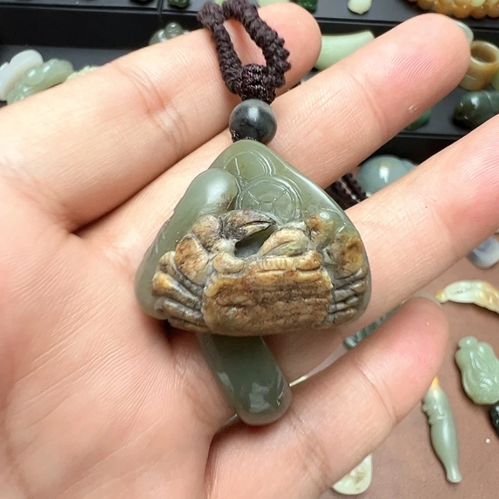 未镶嵌和田玉（糖玉）珠宝半成品以*
