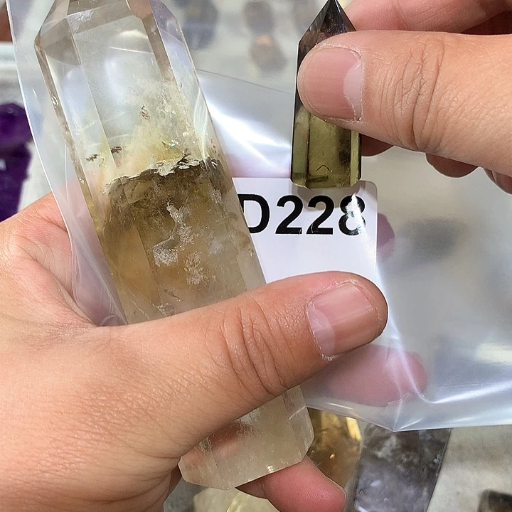 水晶天然水晶柱子D228未镶嵌浅**生