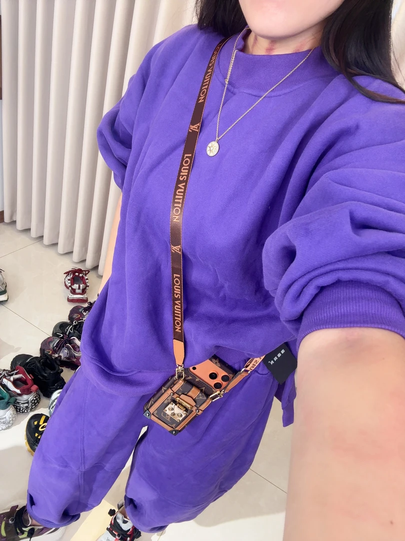 主播同款紫色卫衣卫裤一套装