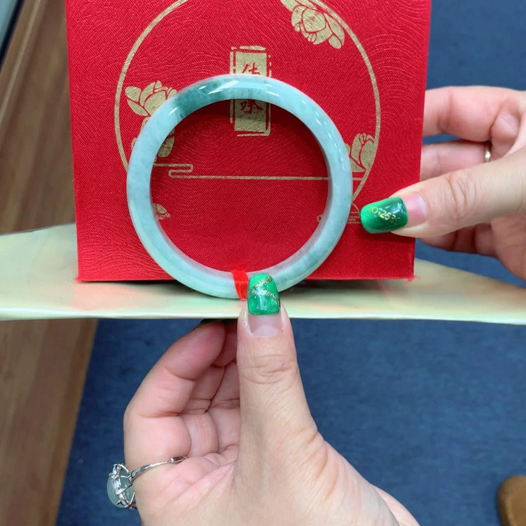 未镶嵌手镯翡翠颂*买断