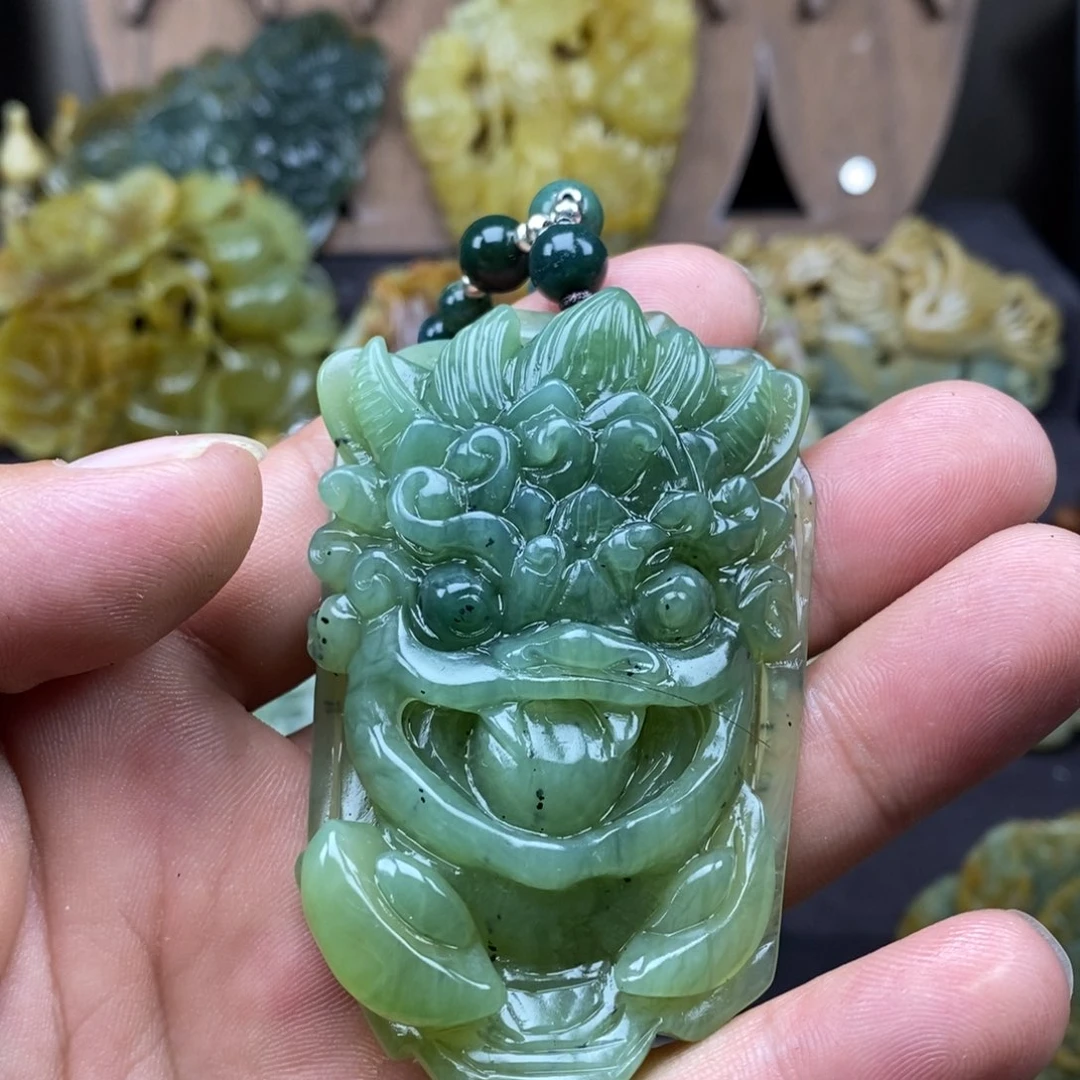 晓***晓蛇纹石玉未镶嵌吊坠(赠链)