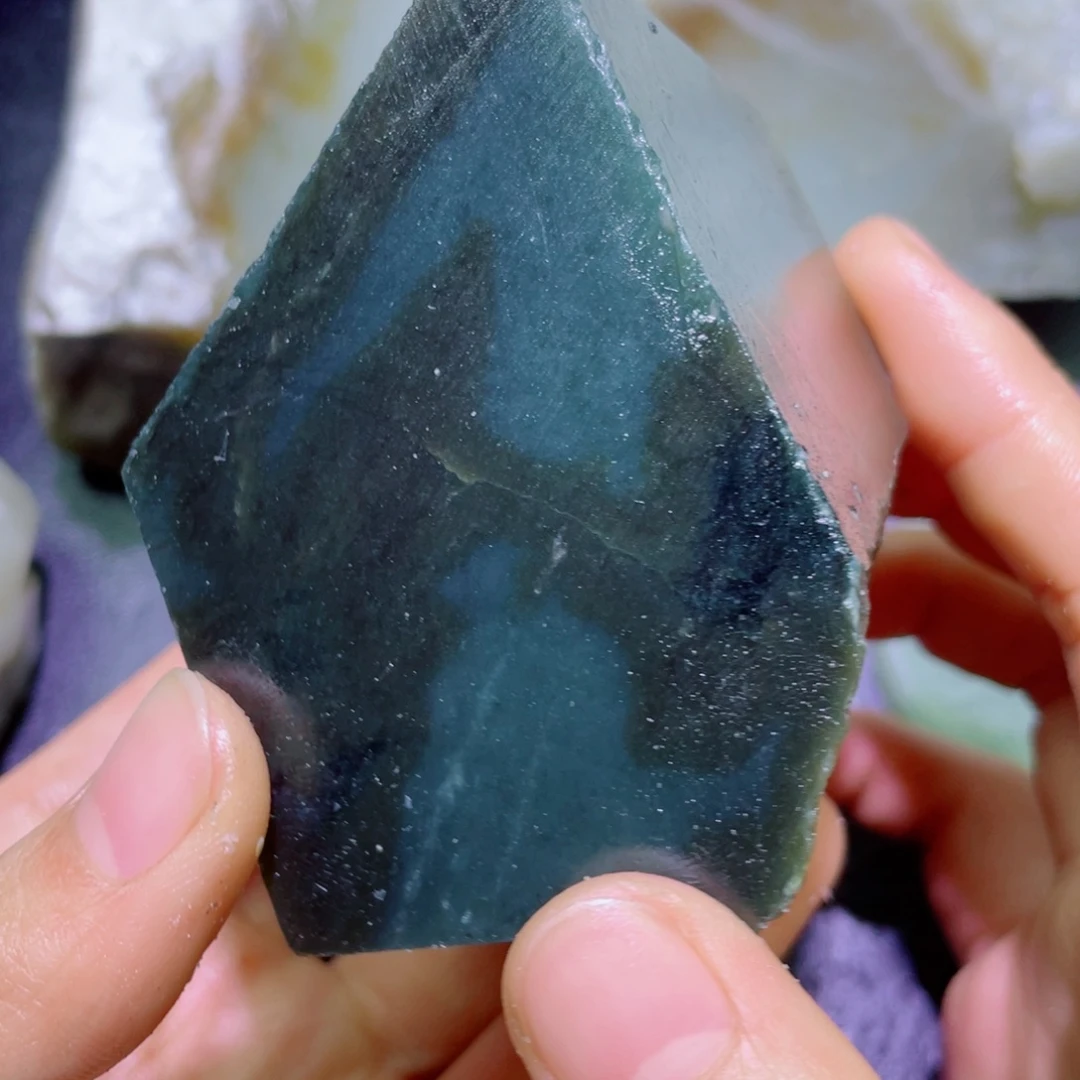 和田玉未镶嵌珠宝半成品