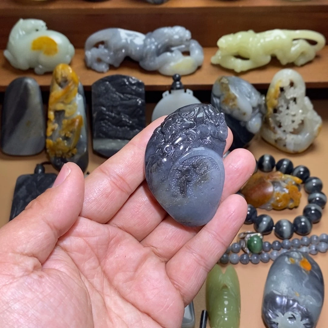 未镶嵌和田玉挂件