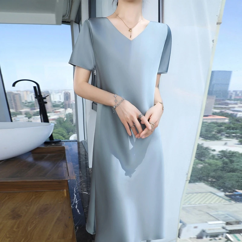 夏季V领醋酸缎面垂感短袖连衣裙女宽松显瘦气质长裙