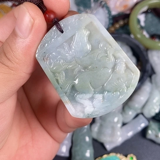 翡翠未镶嵌颈饰天然翡翠