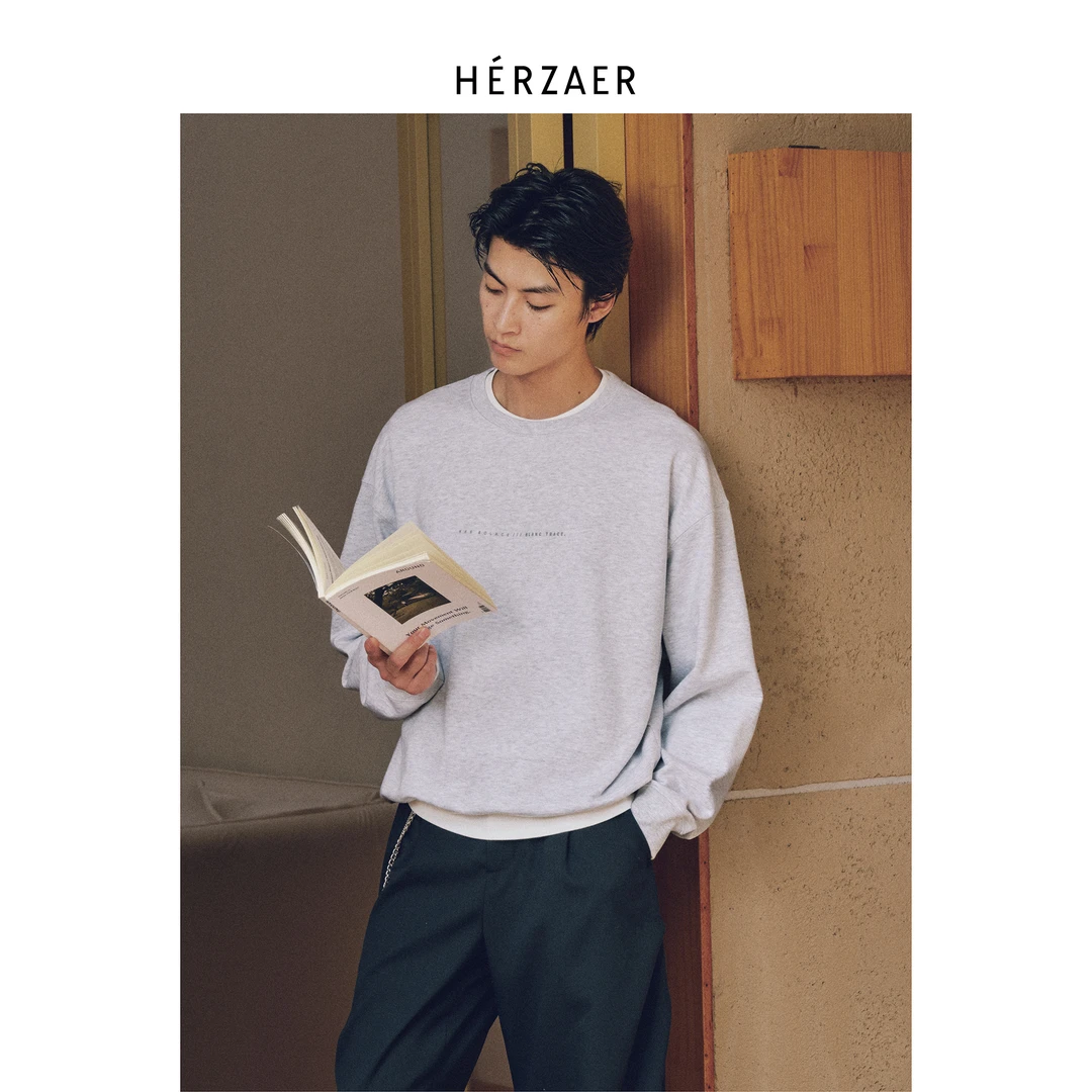 HERZAER 重磅复古印花无帽圆领卫衣 短宽boxy廓形 抗静电易打理