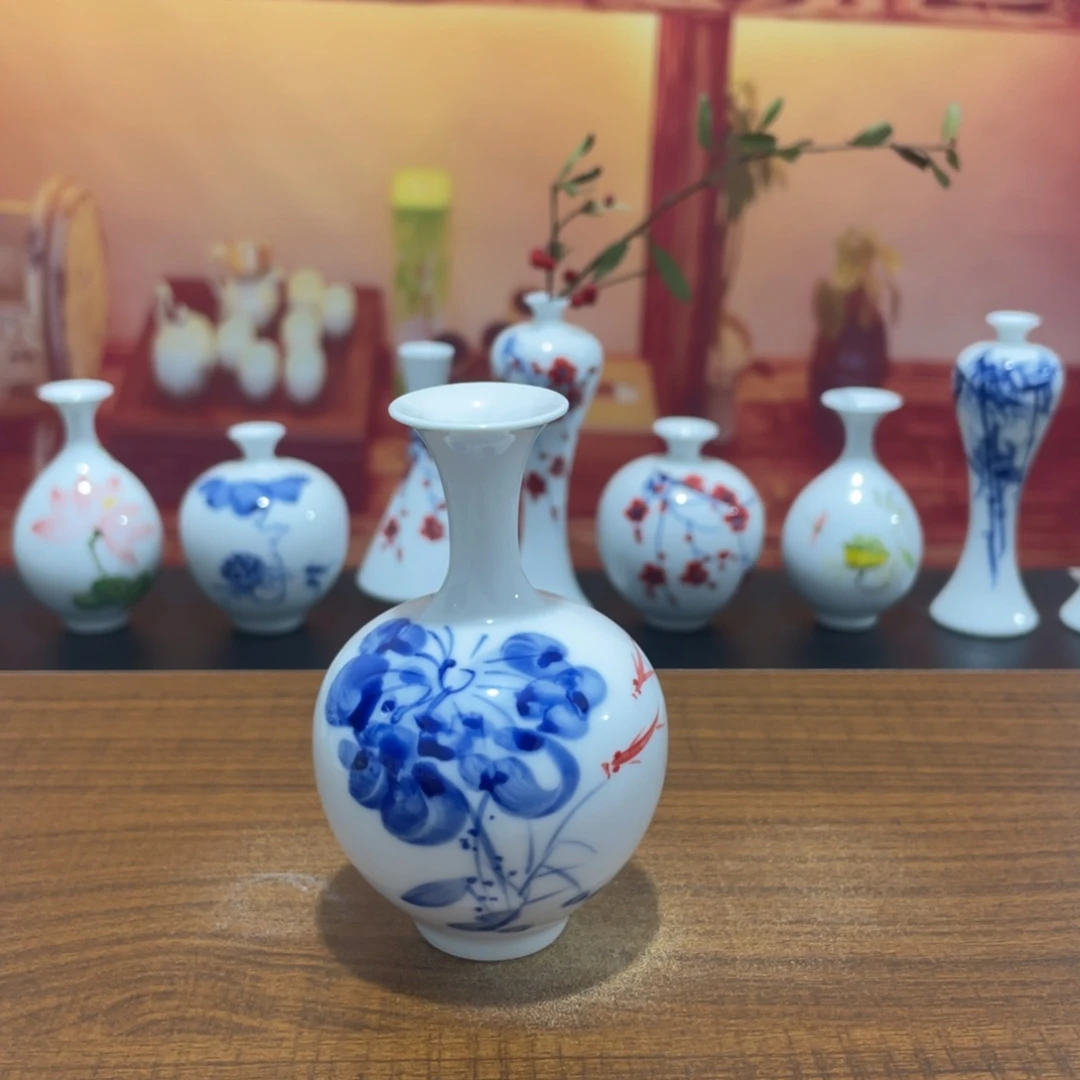 陶瓷景德镇小花瓶等着你