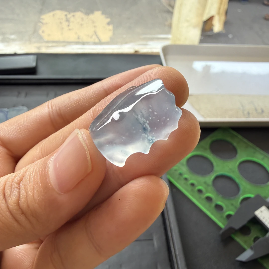 缅甸翡翠 天然A货 木那高冰雪花棉飘花。（包修形）