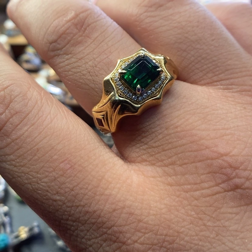 【闪购商品】定制蓝宝石戒指18K金镶嵌仁**董