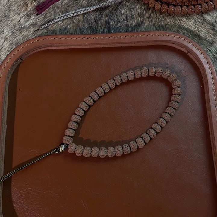 吊坠金刚菩提老树王手持