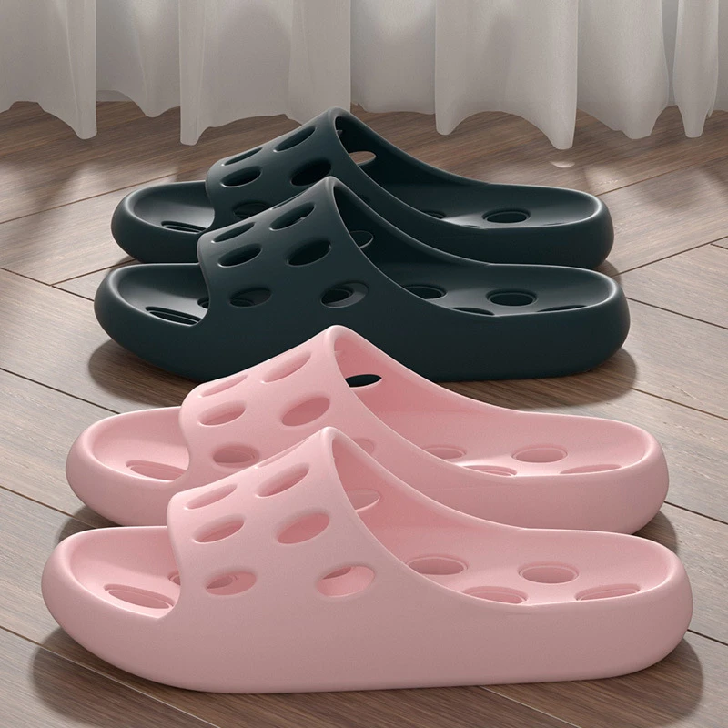 2025新款浴室防滑拖鞋女夏季室内家居洗澡防臭漏水踩屎感凉拖男