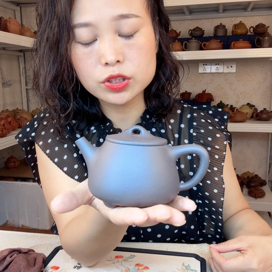 茶壶紫砂精工制作微暇