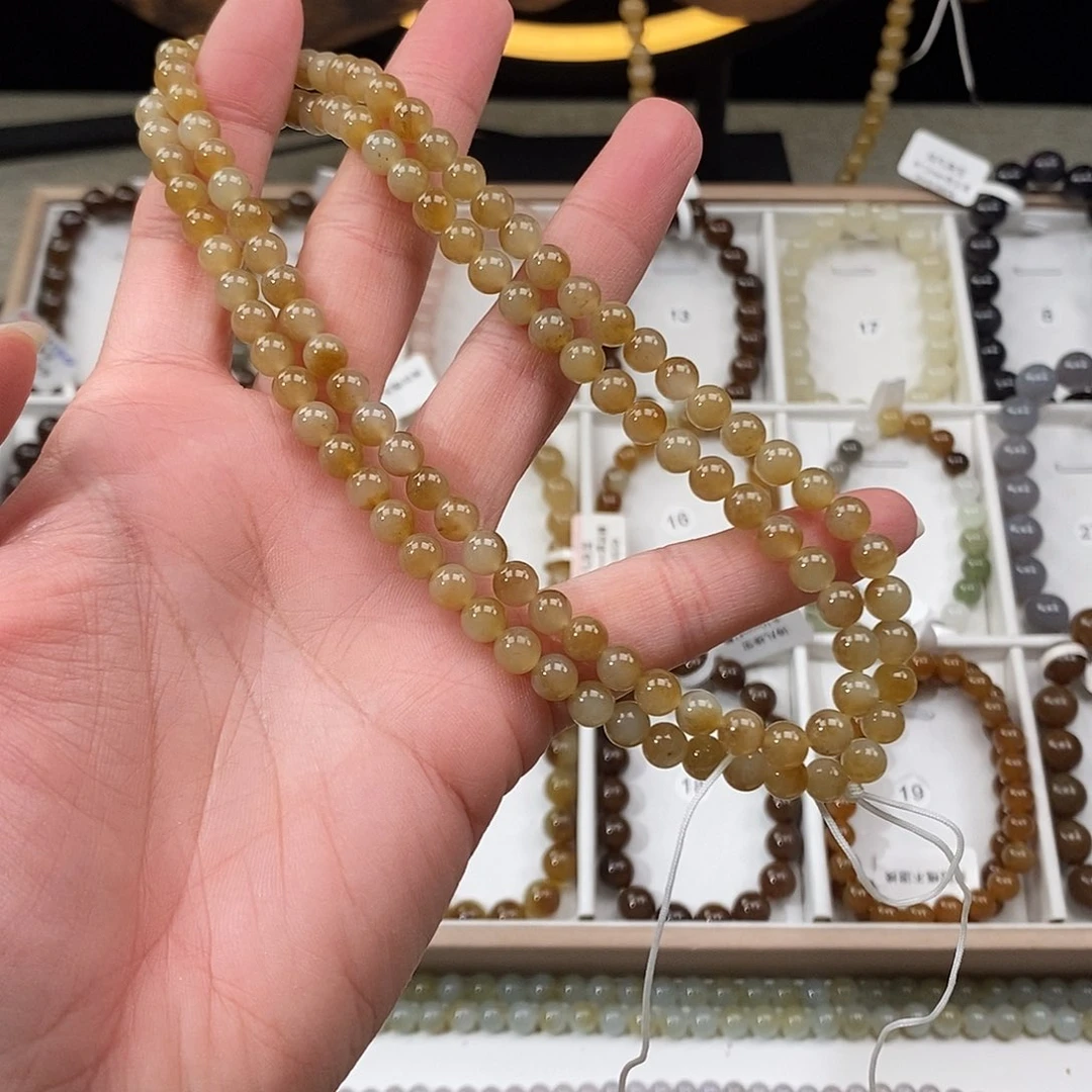 和田玉（糖玉）未镶嵌手链