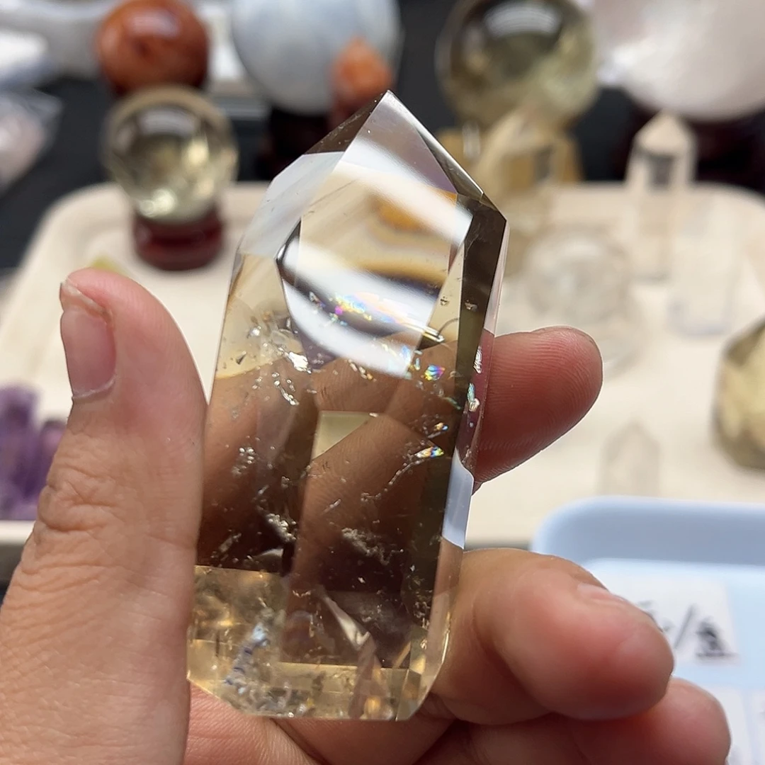 Q***升未镶嵌水晶珠宝半成品102