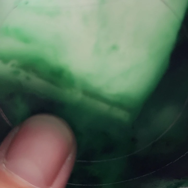 忘****定制石英质玉（非洲翠）非洲翠手镯定制