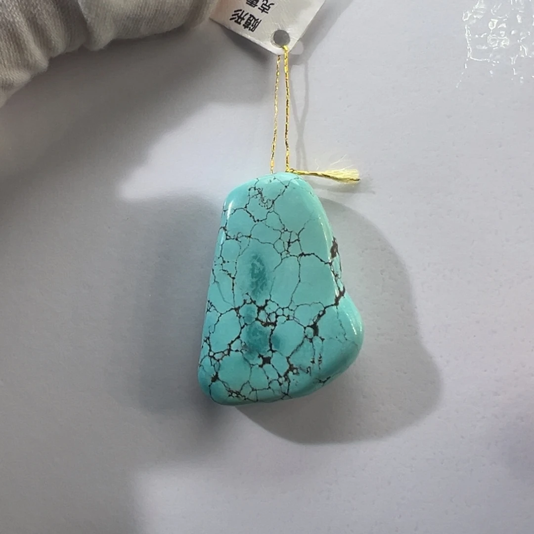 绿松石未镶嵌挂件
