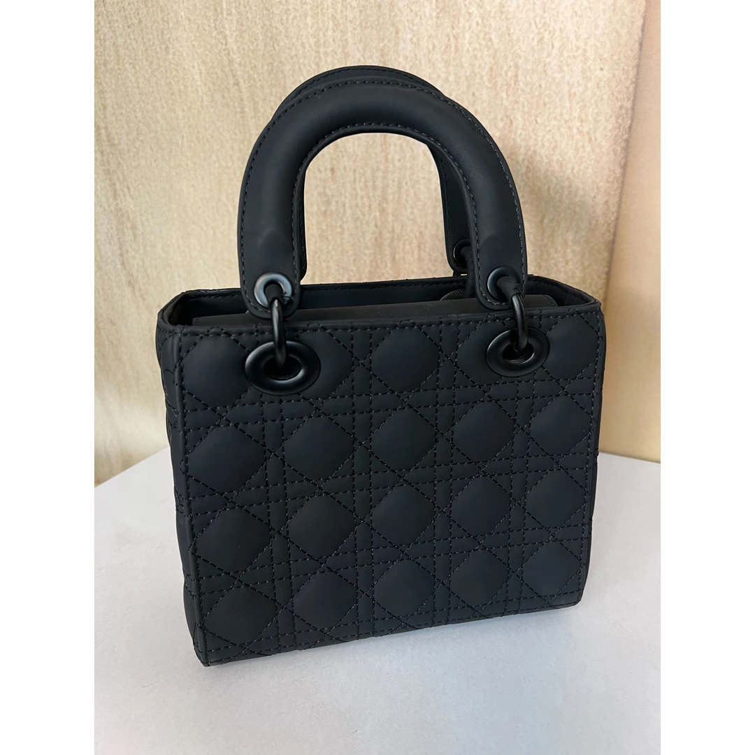 TOLEX2024新款手工时尚百搭女包四格磨砂黑色