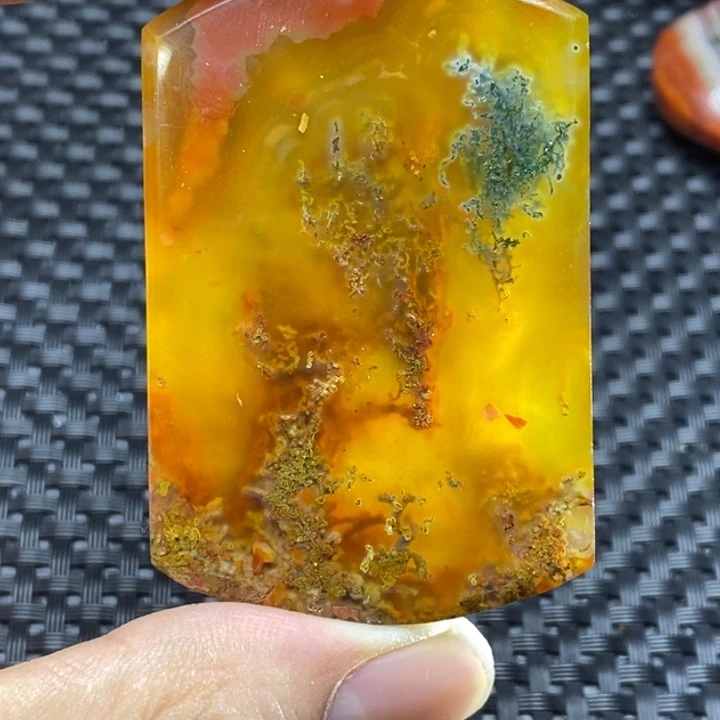 玛瑙/玉髓颈饰未镶嵌沉*淀