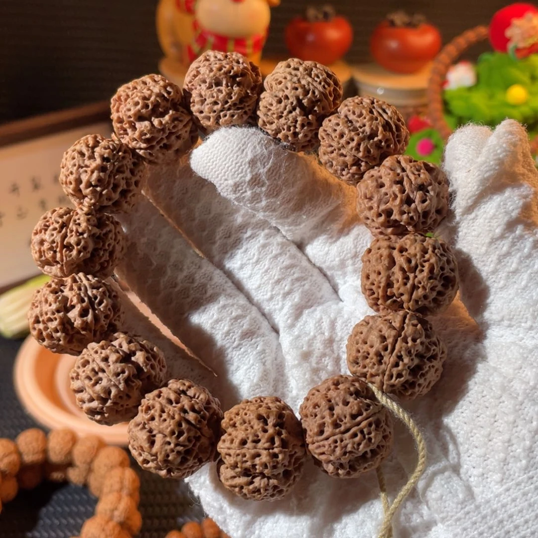 金刚菩提吊坠傲骨梅花24mm