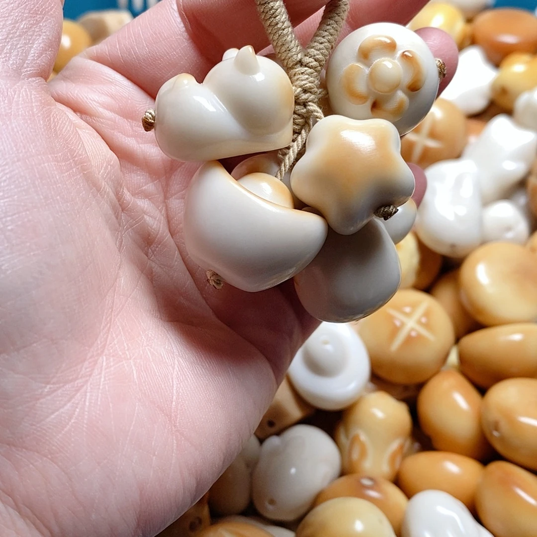猴头核桃吊坠全品象牙果葡萄