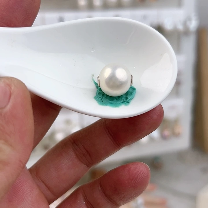 颈饰银S925镶嵌淡水珍珠