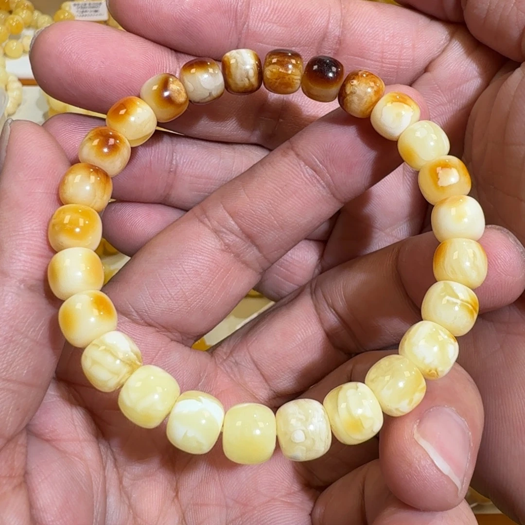 琥珀未镶嵌珠宝奇石8.5m精工老型沁色白花蜡串9.8克