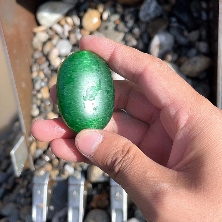 和田玉（糖玉）未镶嵌珠宝奇石