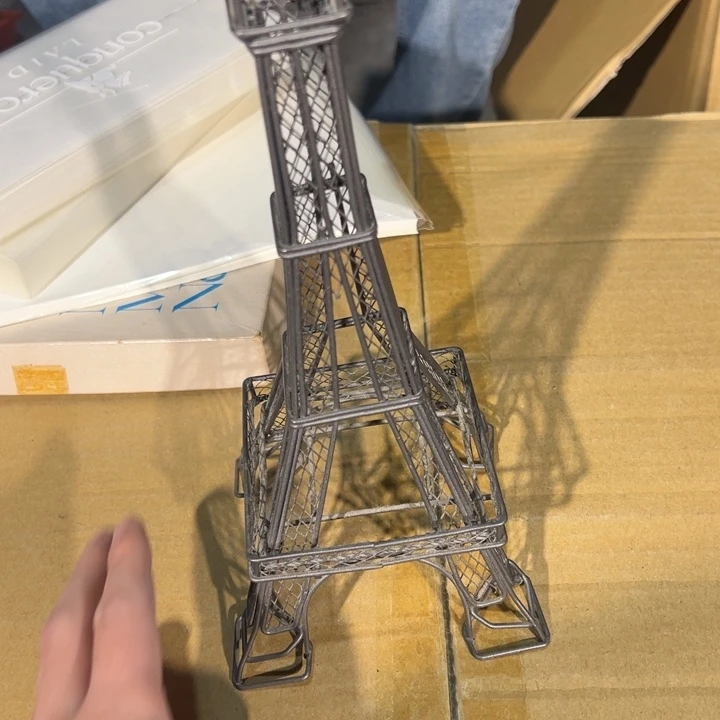 沉***川77357365765765357