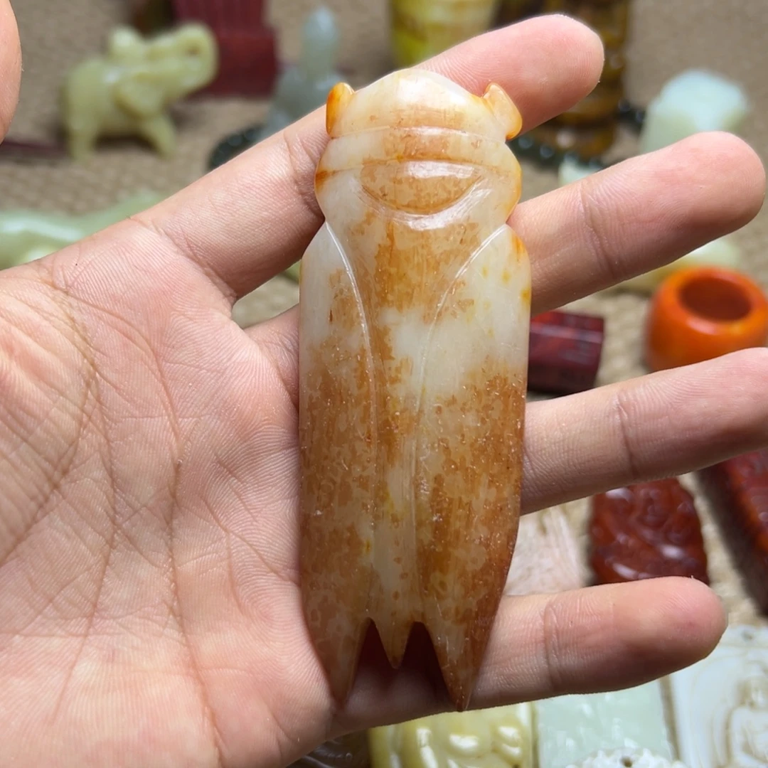 未镶嵌蛇纹石玉颈饰
