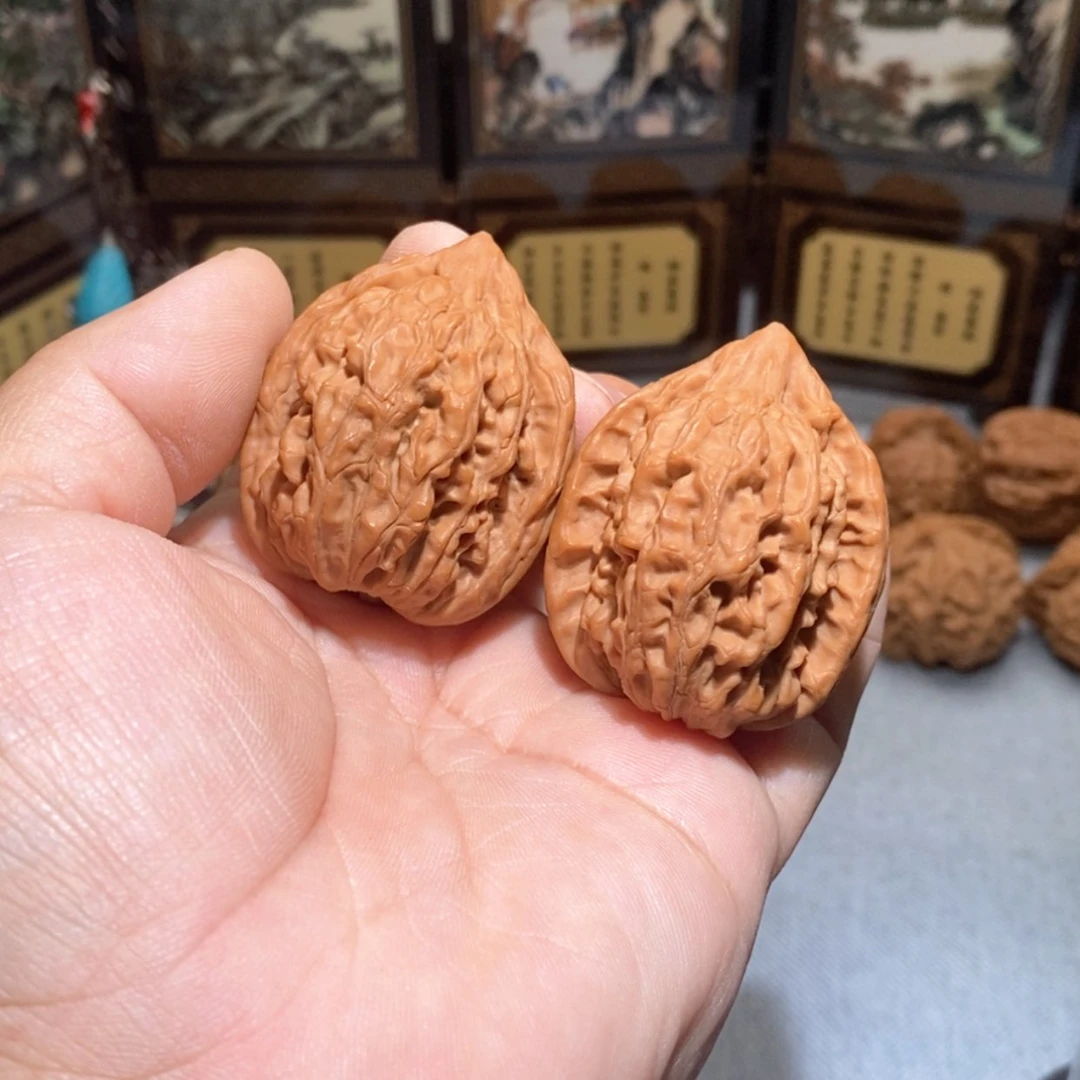 【闪购商品】文玩核桃吊坠野鸡心