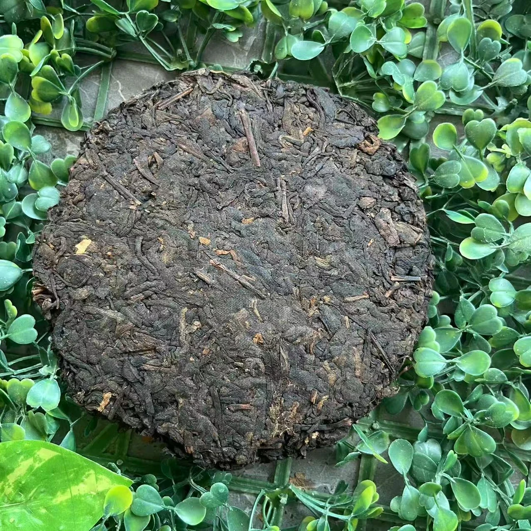 雨腾古茶 "九星L珠” SX叶紫芽200g/饼 熟茶(5月27)