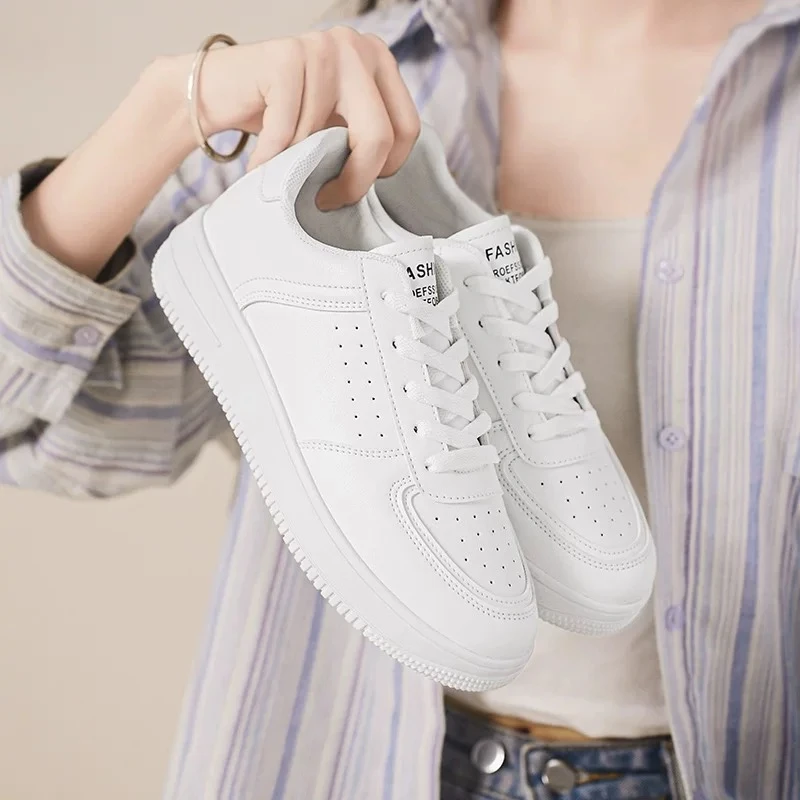 Ou Shi Yuan/欧诗媛秋冬皮面百搭学生板鞋小白鞋JY07