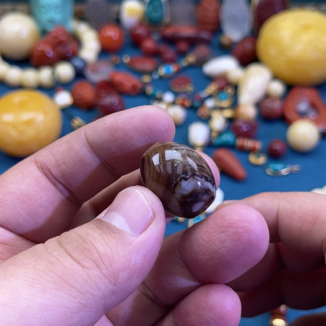 玛瑙/玉髓未镶嵌珠宝奇石66