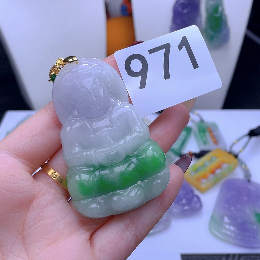 翡翠吊坠(赠链)未镶嵌