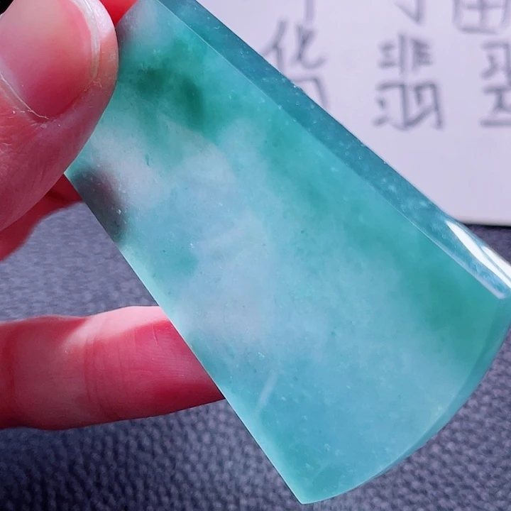 翡翠颈饰未镶嵌999999999