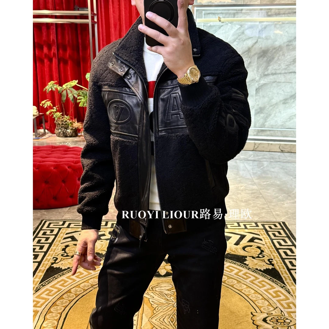 【路易理欧】时尚秋冬山羊皮纯色拼接字母羽绒夹克86222