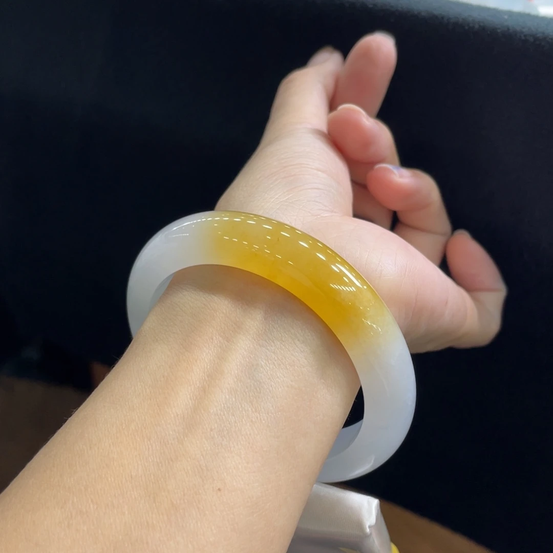 翡翠未镶嵌手镯19号 56+正圈 日照金山