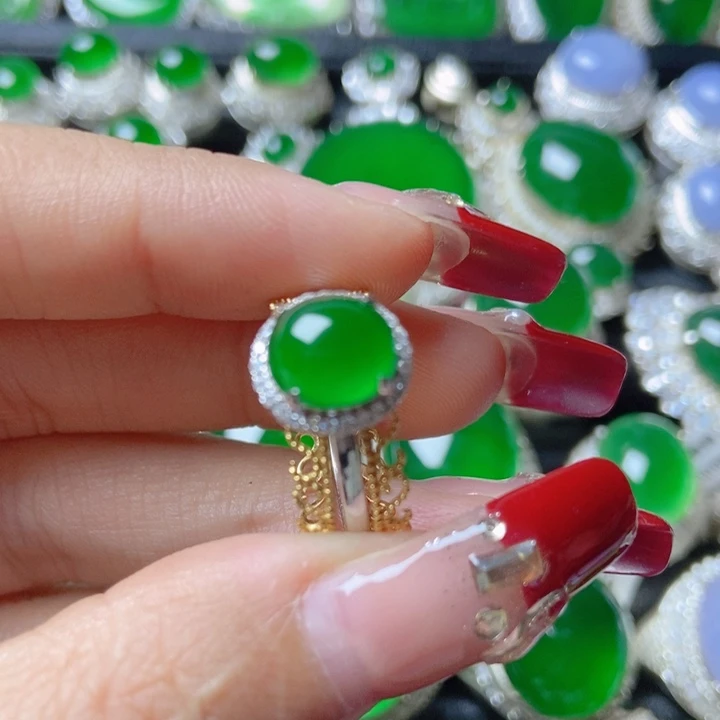 翡翠颈饰18K金镶嵌