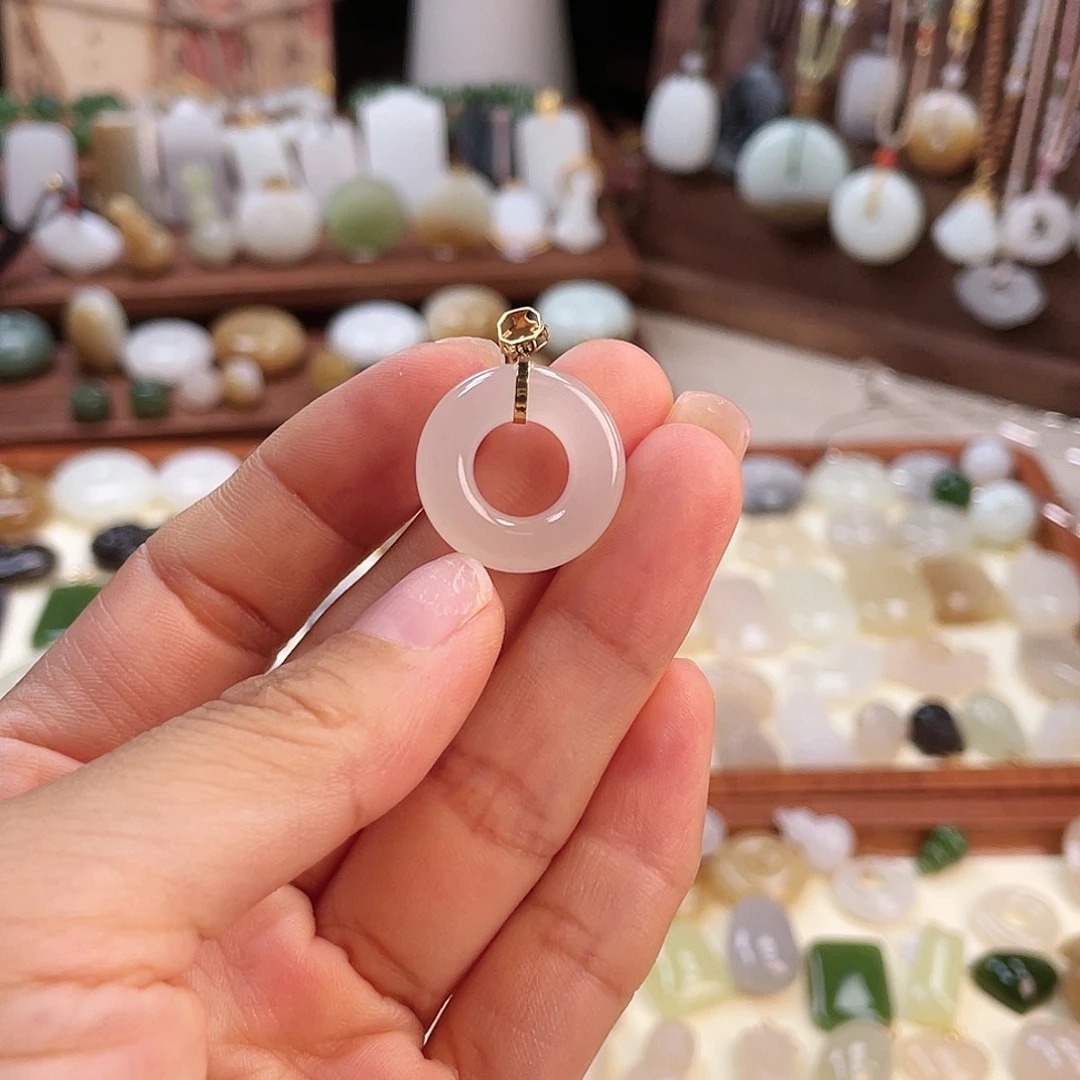 【闪购商品】和田玉18K金镶嵌吊坠(不含链)