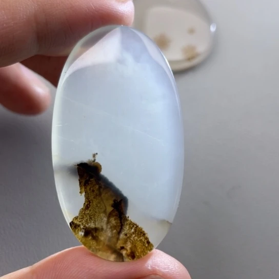 玛瑙/玉髓颈饰未镶嵌黑**生